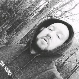 Meet your Posher, Nicholas